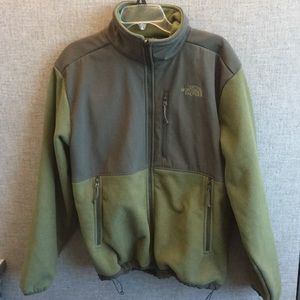 Men’s North Face Jacket